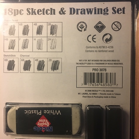 18 Piece Drawing and Sketching Set - Picture 6 of 6